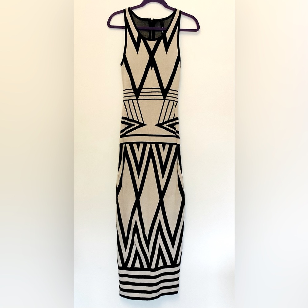Yahada Geometric Maxi Dress